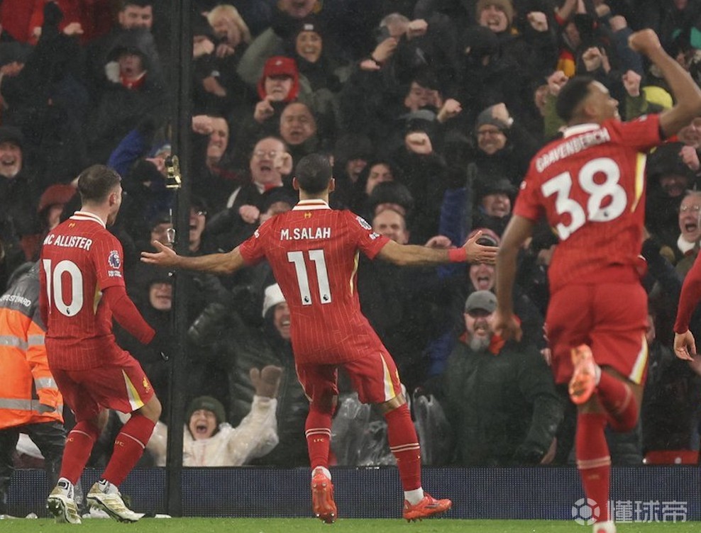 时来运转:球队士气高昂比赛中状态百倍 时来运转:球队士气高昂比赛中状态百倍