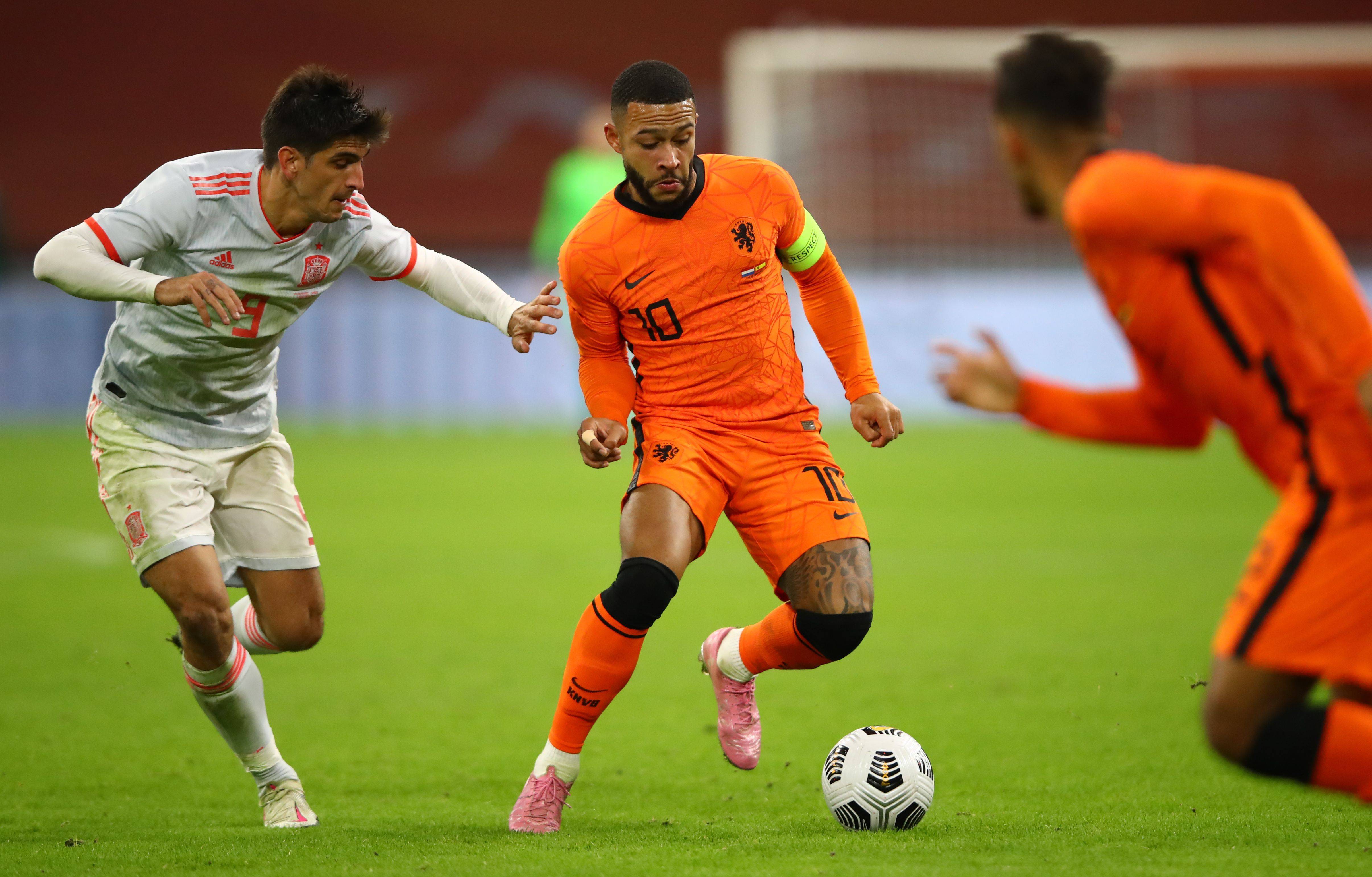 包含荷兰队在预选赛中展现强大实力力压对手获胜的词条 包含荷兰队在预选赛中展现强大实力力压对手获胜的词条