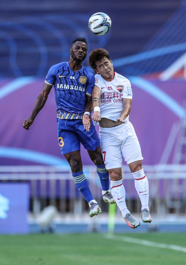 深圳佳兆业客场不敌江苏苏宁勉强保级 深圳佳兆业客场不敌江苏苏宁勉强保级