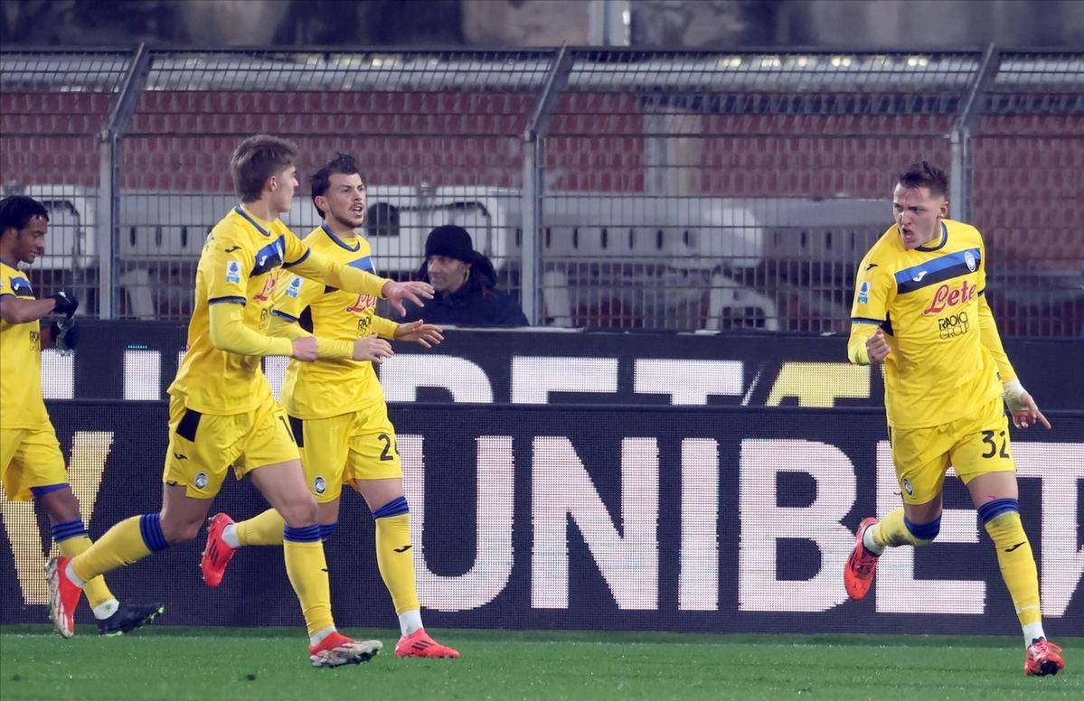 爱游戏大厅-多特蒙德球星转会意甲，引发热议