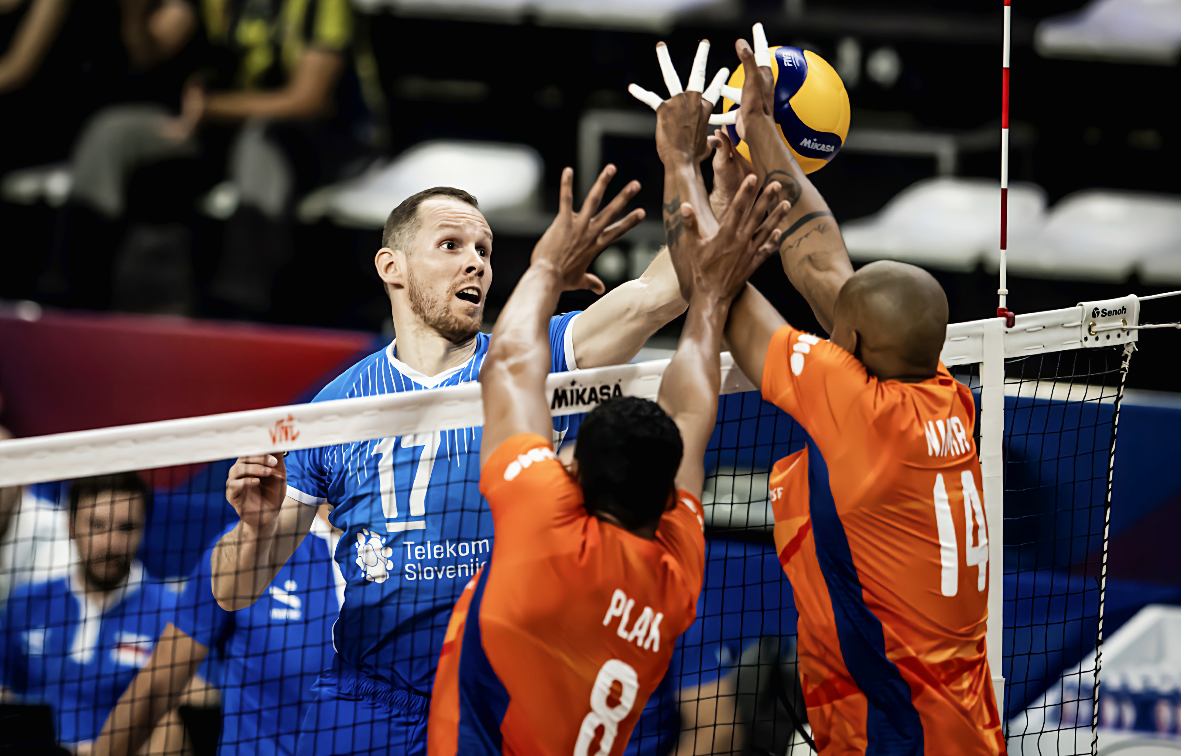 爱游戏在线-包含荷兰遭斯洛文尼亚反击，不敌对手的词条