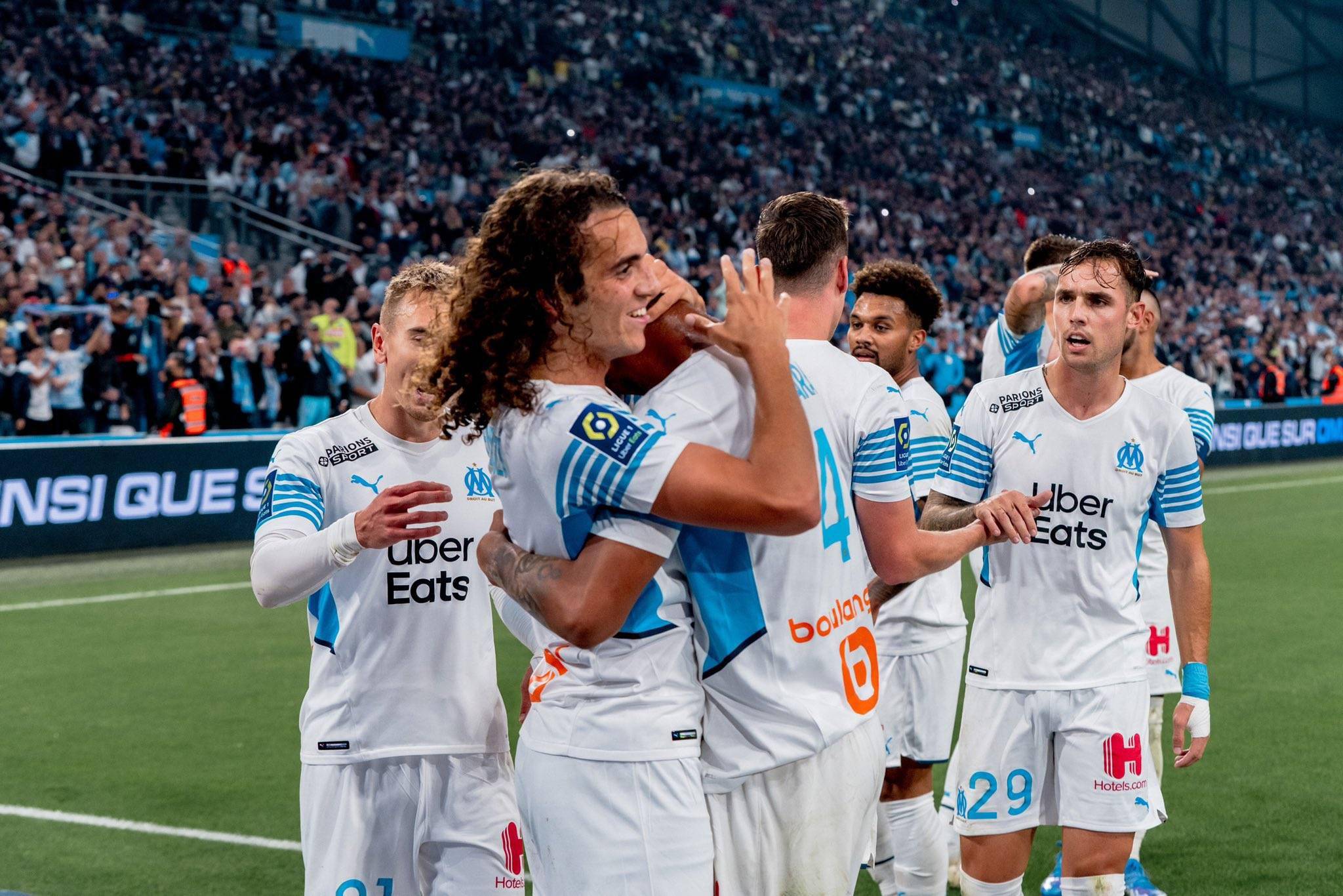 爱游戏官方入口-包含里昂稳定发挥，客场取胜积分榜上升的词条