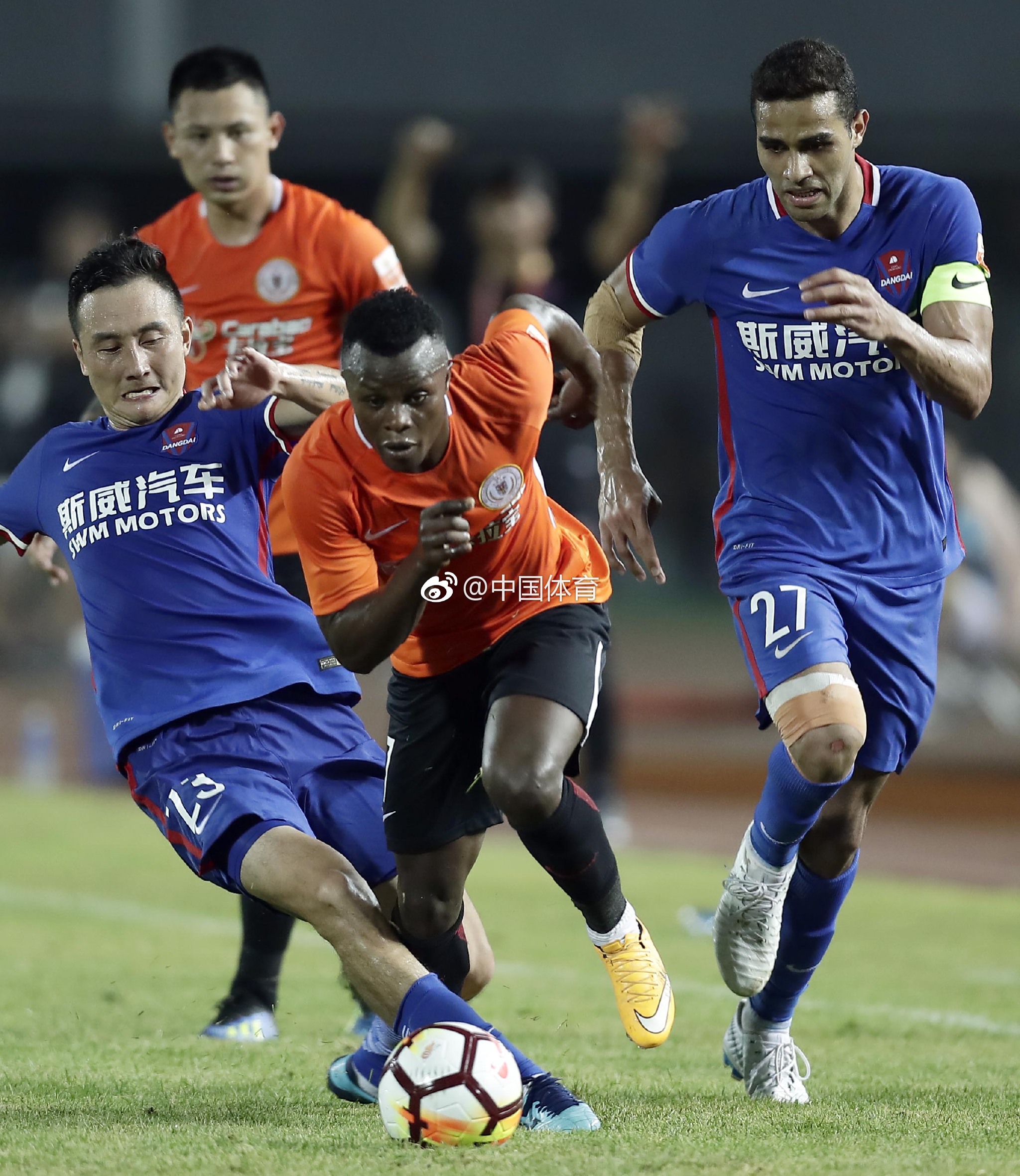 爱游戏-重庆斯威对阵河北奥丽温泉，全队全力备战争胜的简单介绍