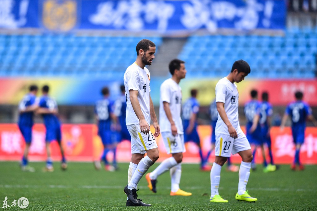 关于日本小球员破门,成为亚洲新冉冉升起的新星的信息 关于日本小球员破门,成为亚洲新冉冉升起的新星的信息