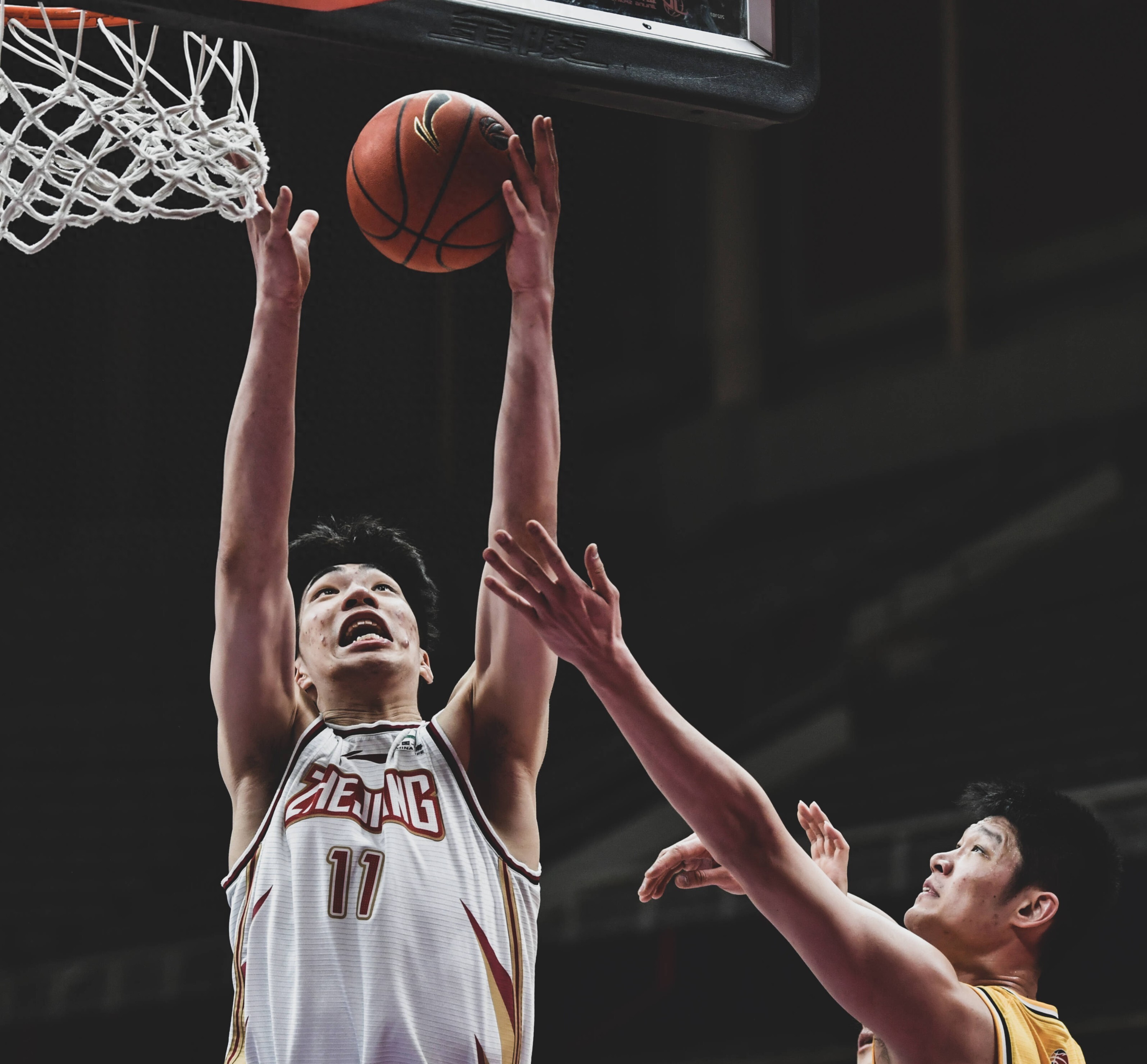 爱游戏娱乐-高水平球员之间的较量，将决定比赛的胜负的简单介绍