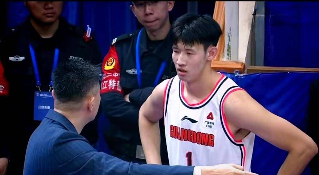 爱游戏官方-关于广东宏远本土球员表现抢眼，获得赞誉的信息