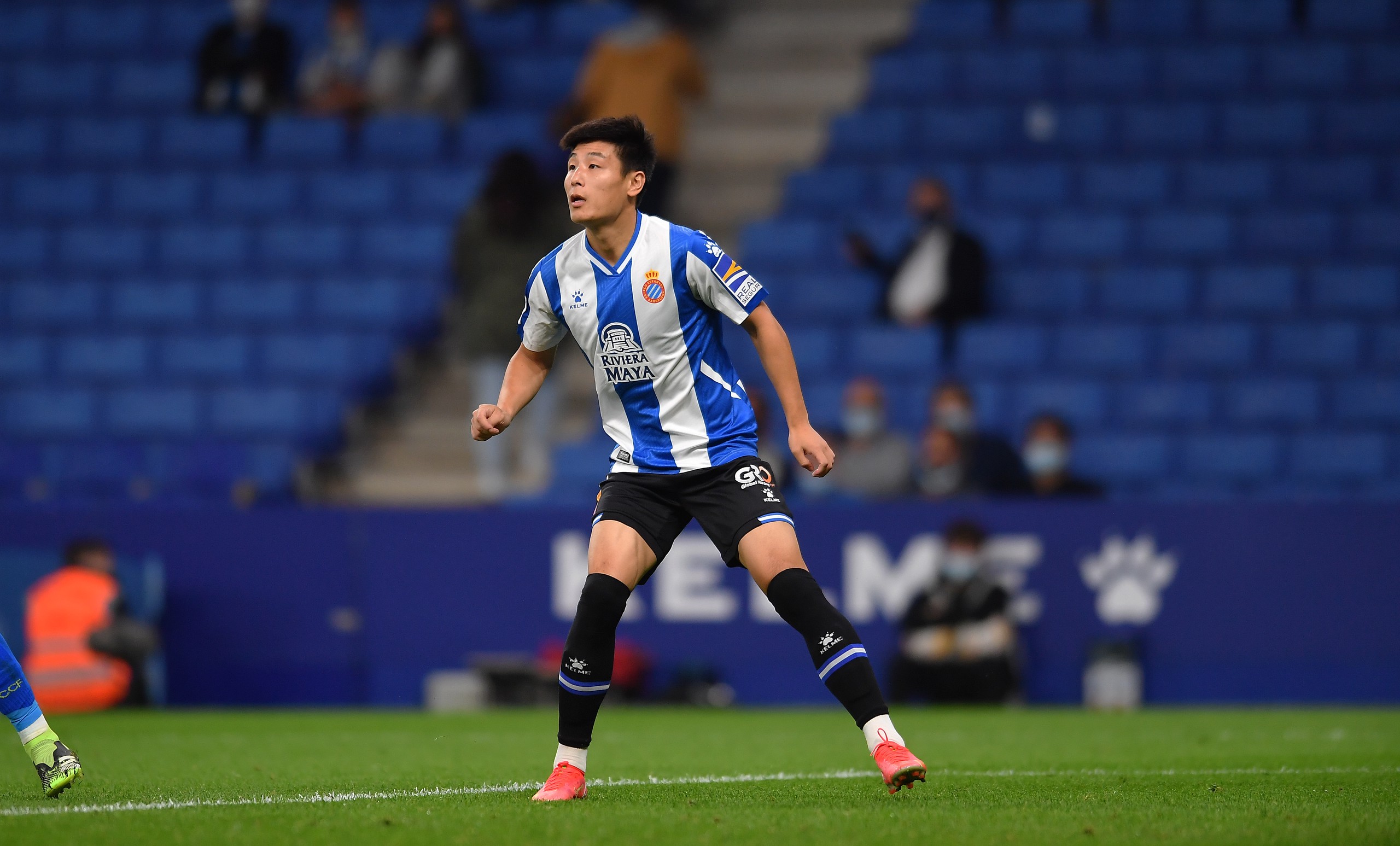 关于武磊在训练中表现出色,球迷期待他上演进球秀的信息 关于武磊在训练中表现出色,球迷期待他上演进球秀的信息