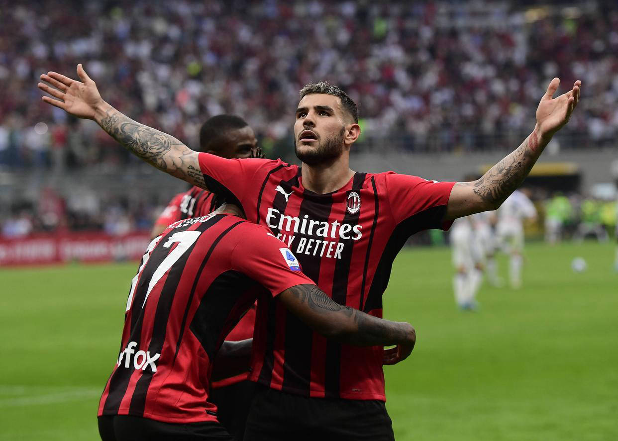 AC米兰球员在法甲比赛中发挥出色