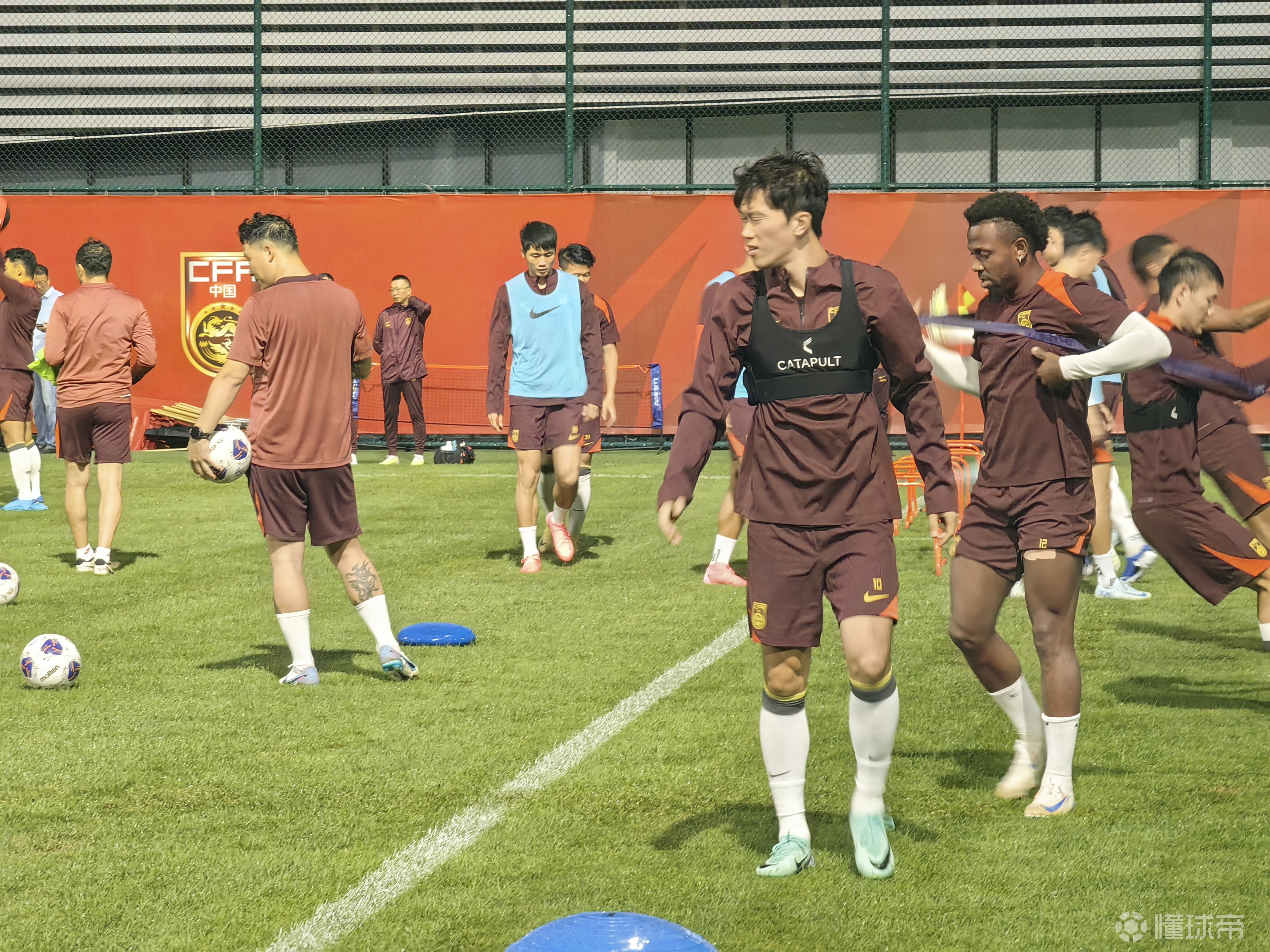 爱游戏下载-法国球员集体感冒，备战工作受阻的简单介绍