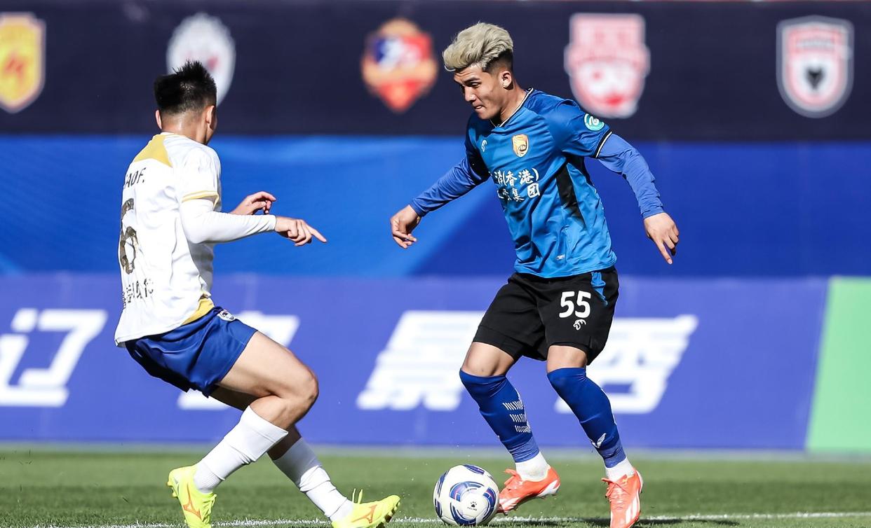 爱游戏官网-球队精诚合作，打出全新魅力