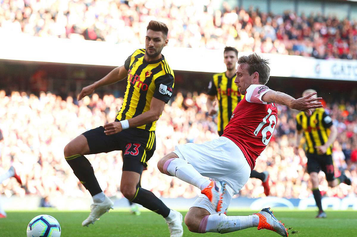 包含沃特福德客场比力克水晶宫,全队赛后庆祝雀跃的词条 包含沃特福德客场比力克水晶宫,全队赛后庆祝雀跃的词条