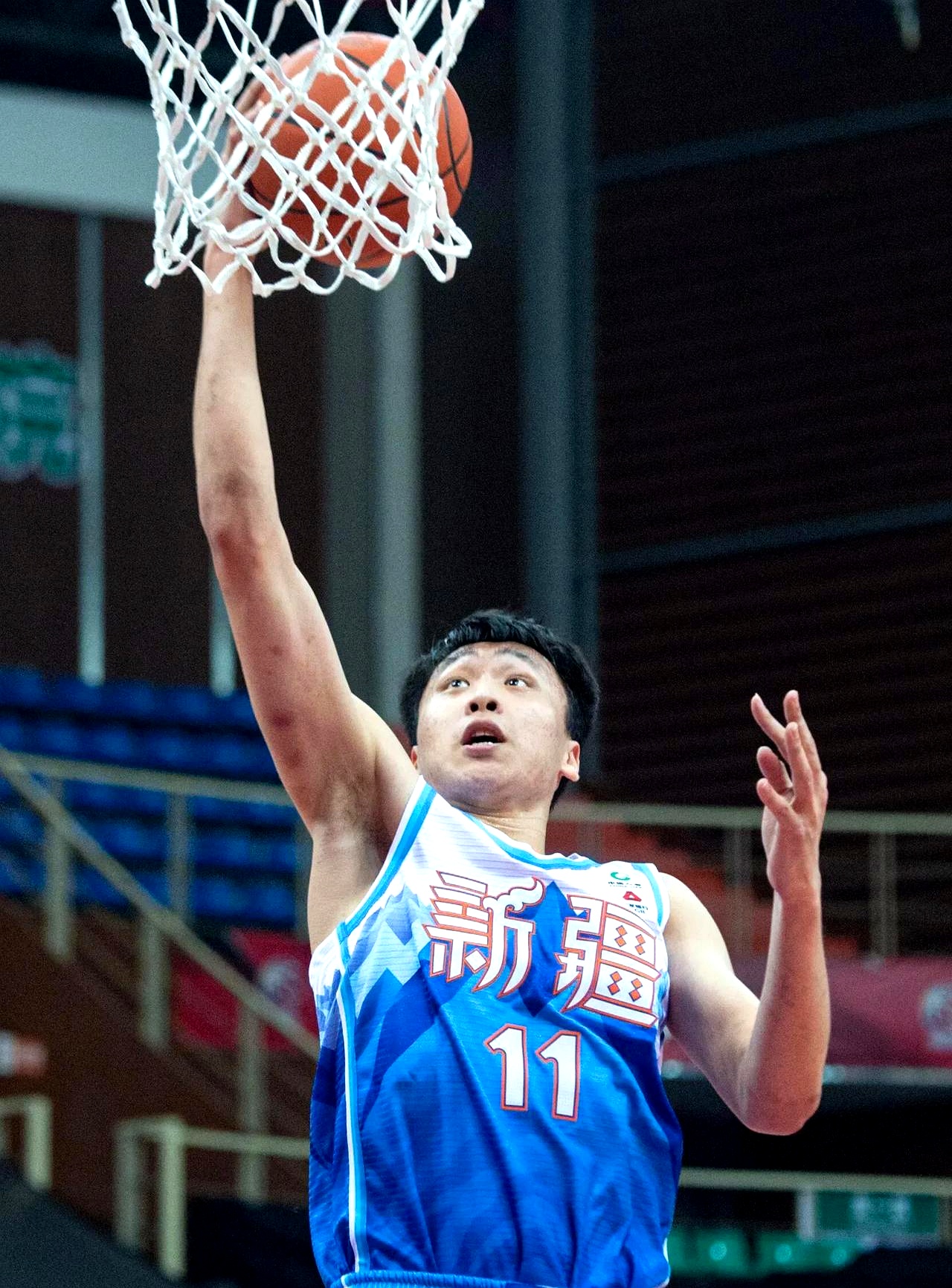 新疆队发挥稳定，战绩逐步提升