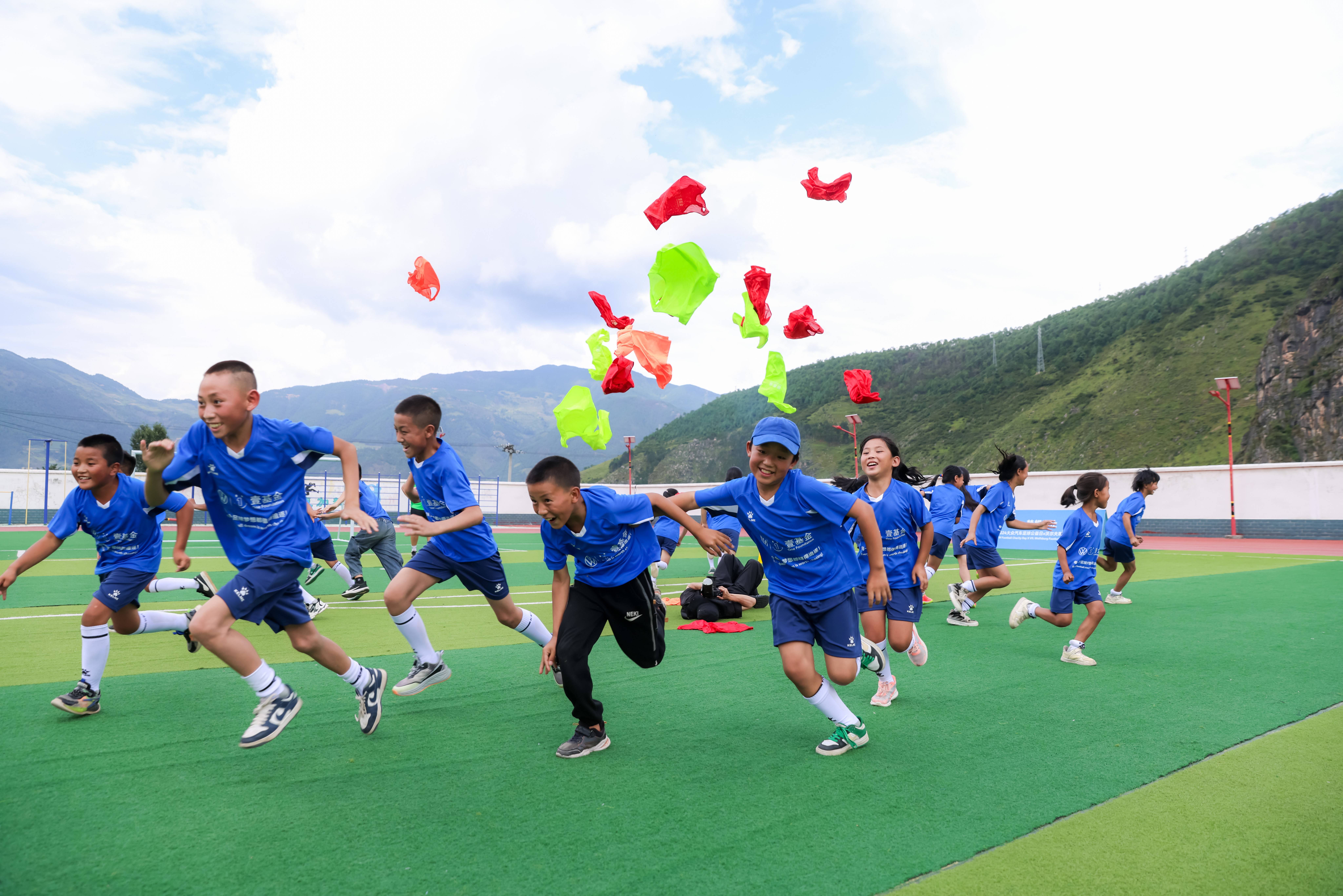 球队举行青训营,培养未来球星 球队举行青训营,培养未来球星