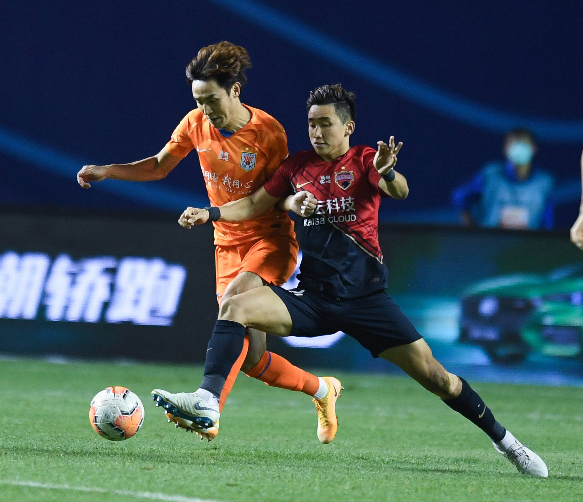 爱游戏入口-山东鲁能客场逼平深圳佳兆业，难分胜负的简单介绍