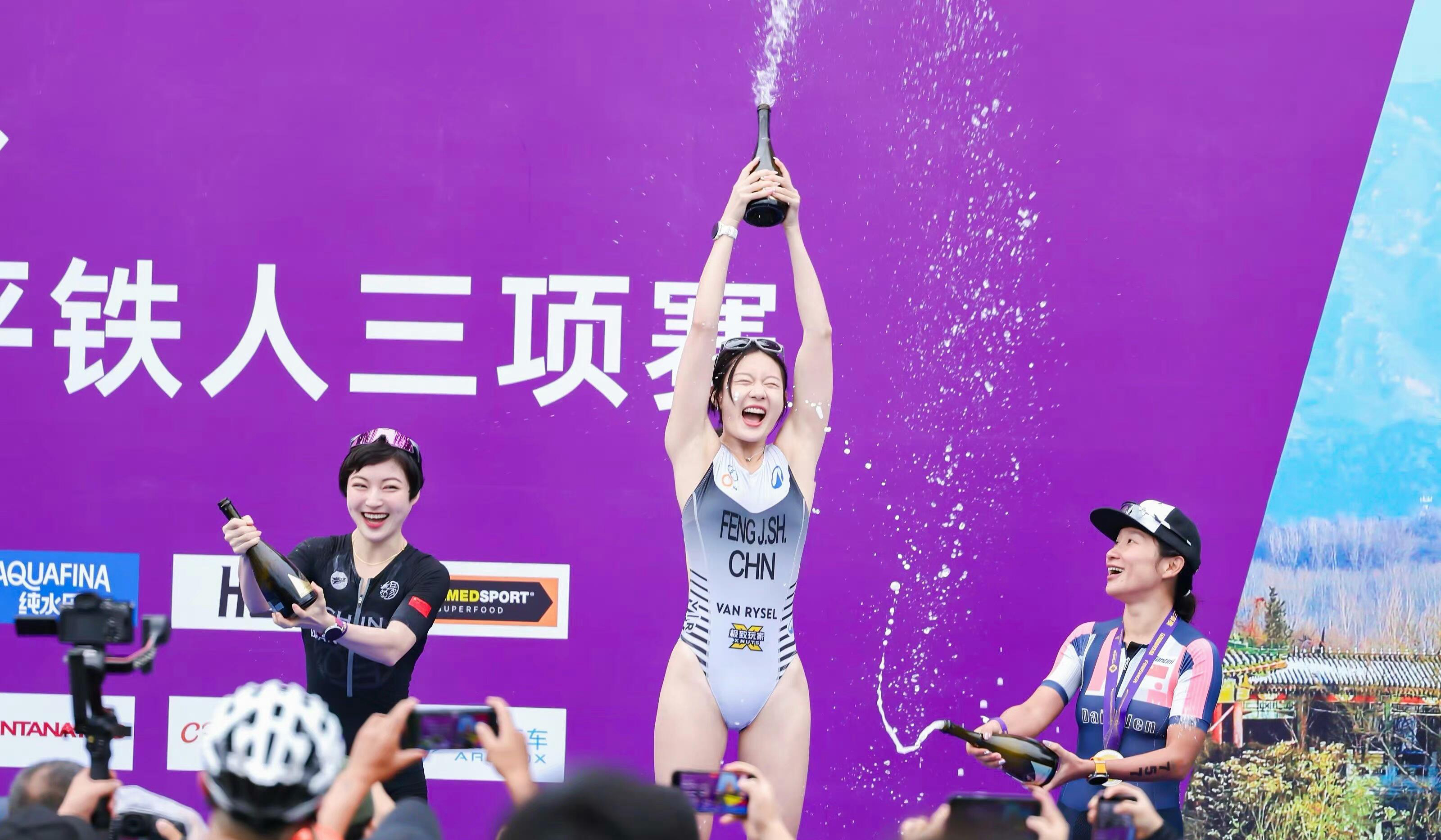 爱游戏娱乐-运动员赛场崭露头角，获得国内外认可的简单介绍