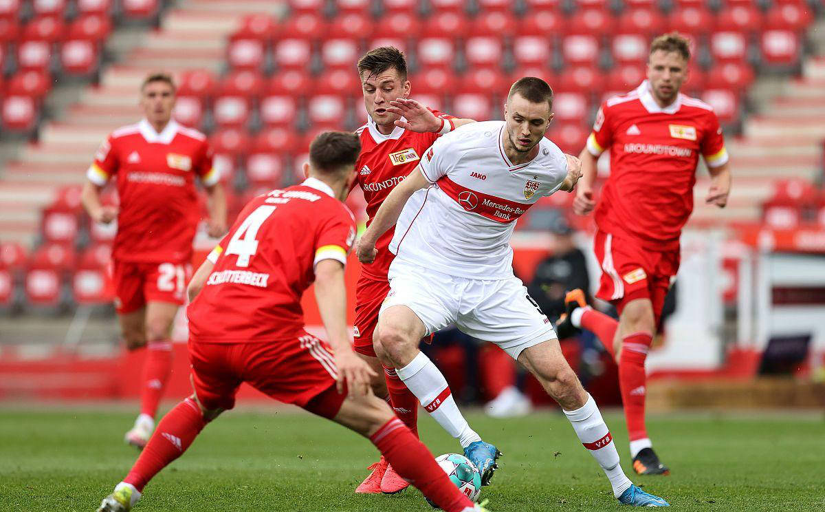 爱游戏大厅-包含沃尔夫斯堡迎来三连胜，全队士气高涨的词条