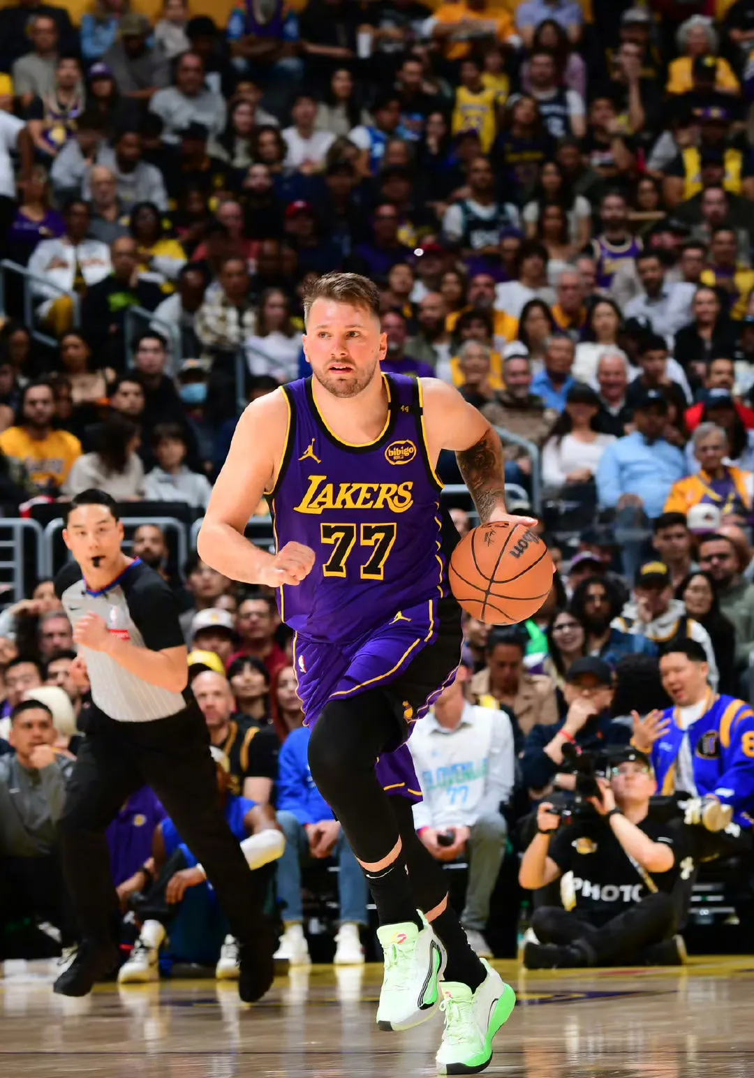 爱游戏入口-关于詹姆斯在西甲中碾压东契奇，技术统计的信息