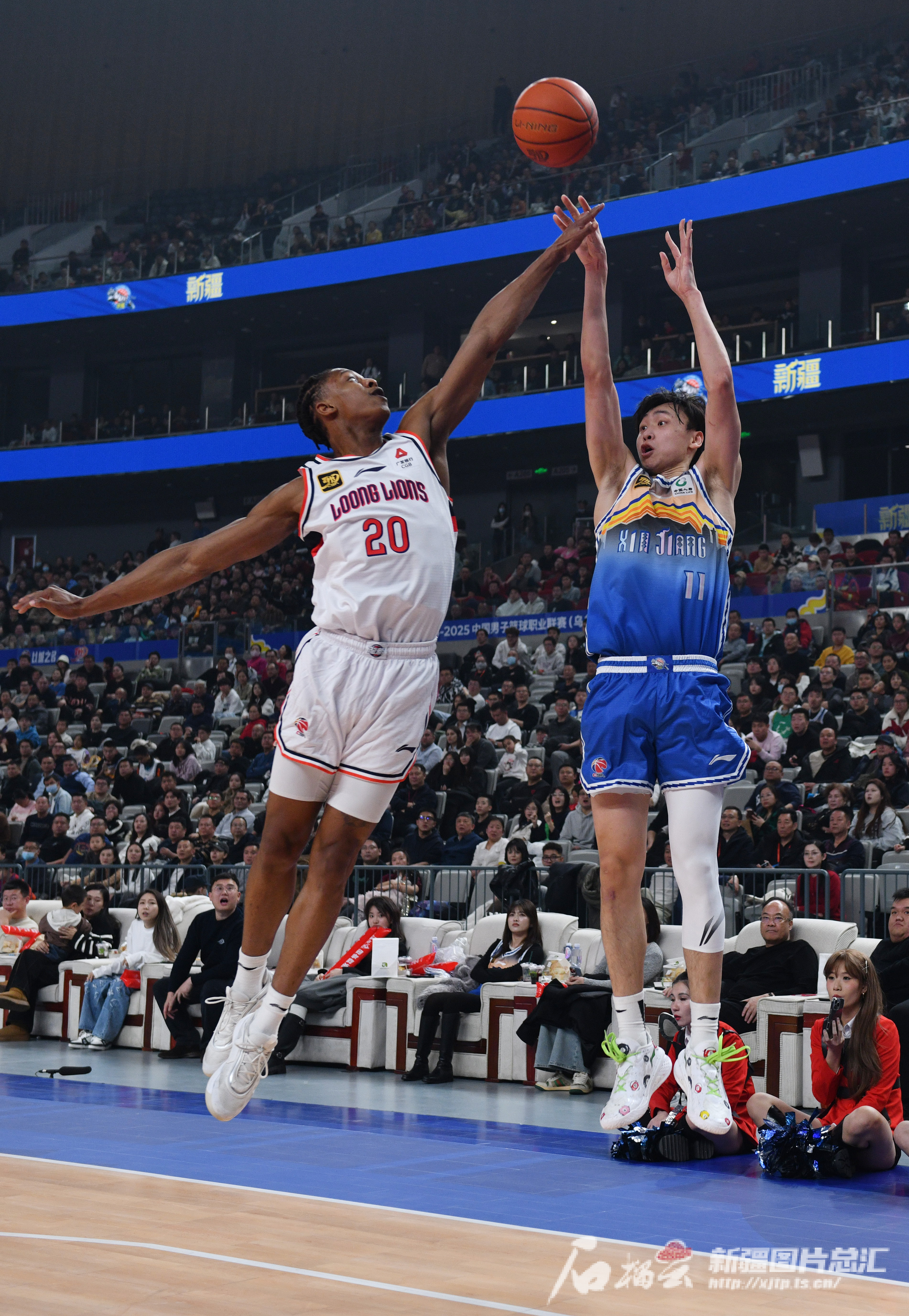 爱游戏官网-广东不敌新疆，遭遇季后赛第三连败