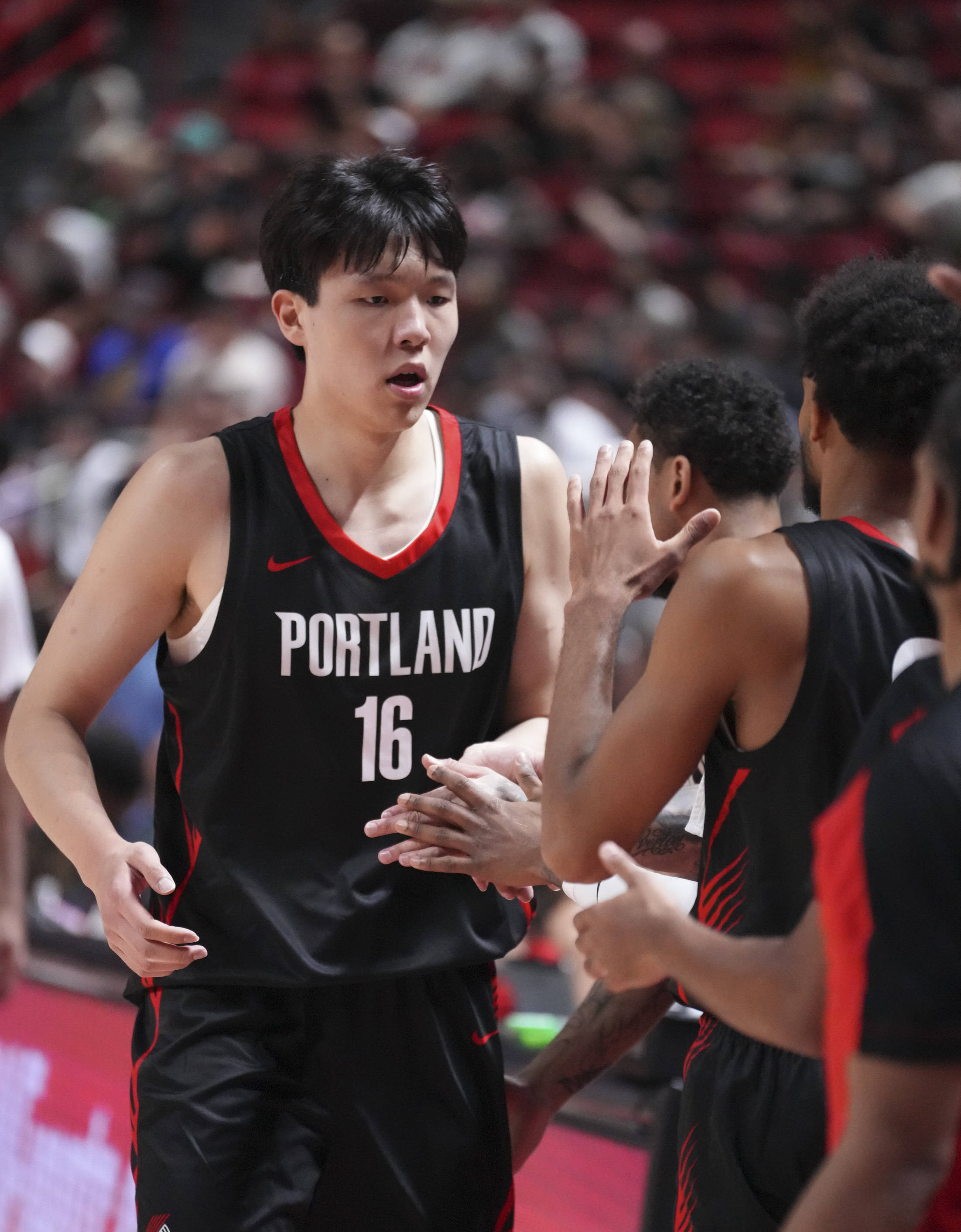 勇士再胜开拓者将东部决赛之路堵死 勇士再胜开拓者将东部决赛之路堵死