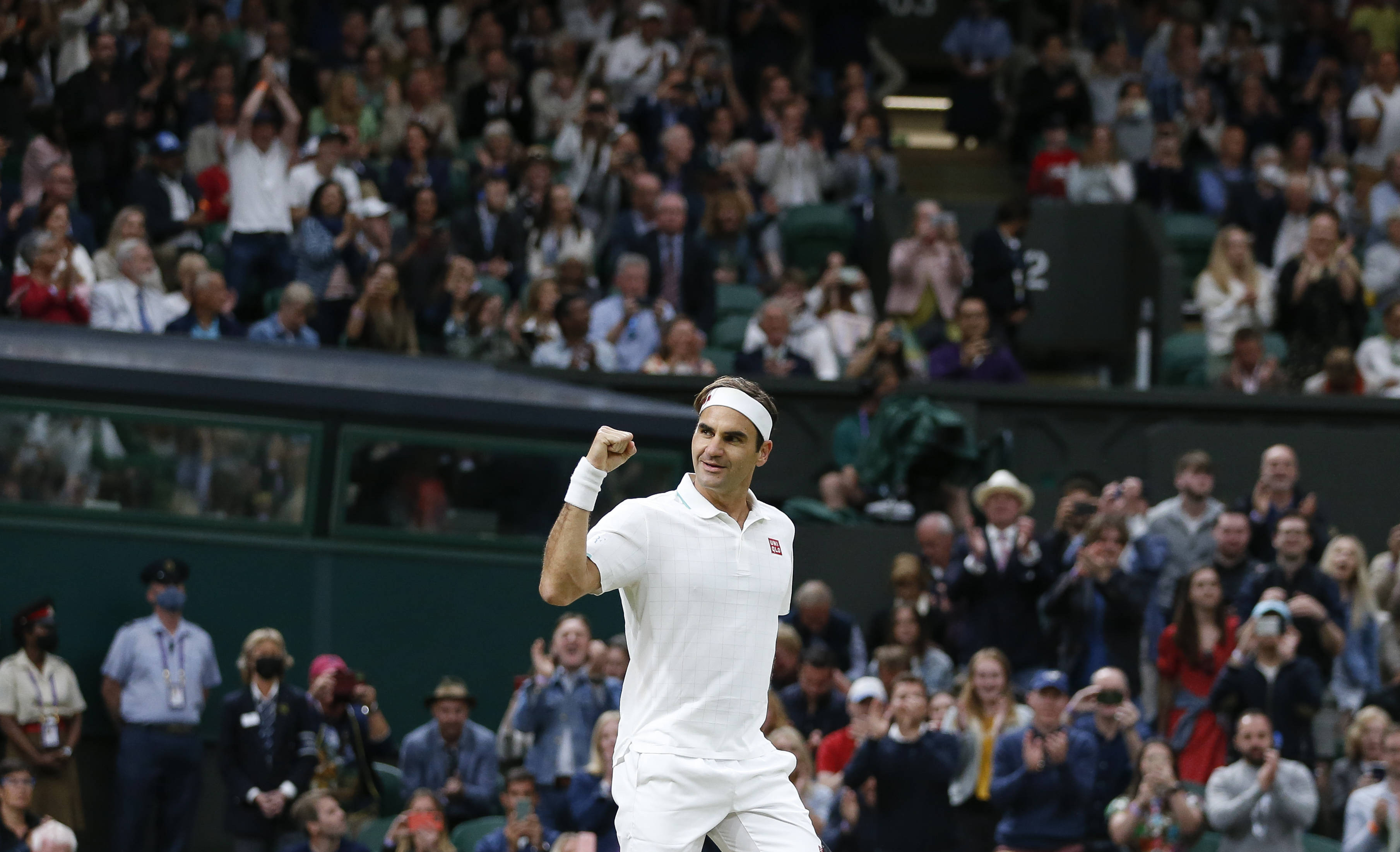 德国网球队翻盘英国网球队,费德勒打破历史纪录的简单介绍 德国网球队翻盘英国网球队,费德勒打破历史纪录的简单介绍