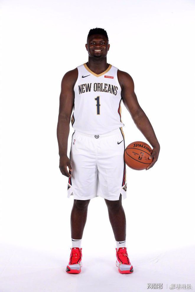 爵士力克尼日利亚男篮，锡安三分雨点燃全场的简单介绍