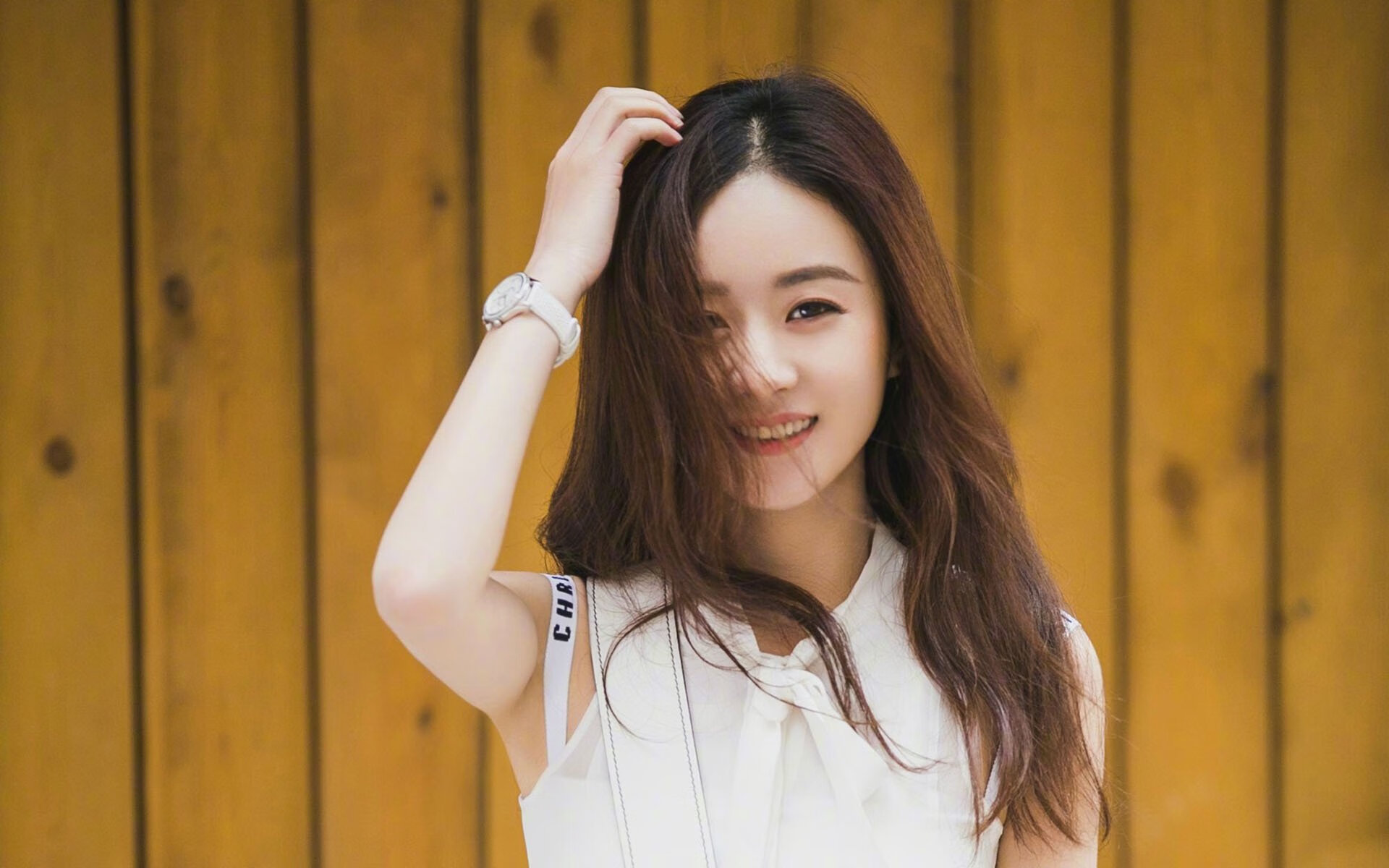 爱游戏在线-飞越重洋的篮球对话，莫兰特撕裂赛场，76人体系击溃广东铁血